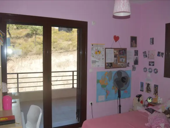 5-bedroom Detached House In Loutraki-perachora, Greece (270 M²)