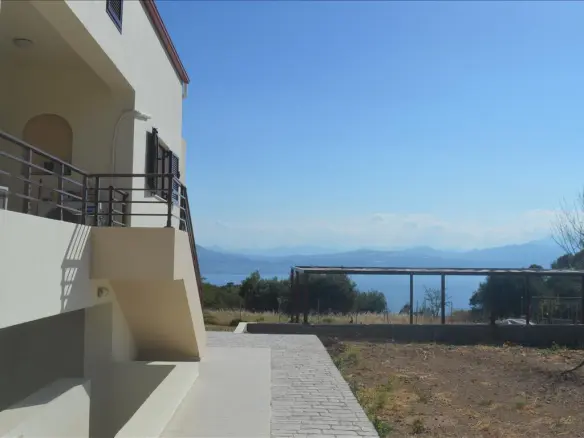5-bedroom Detached House In Loutraki-perachora, Greece (270 M²)