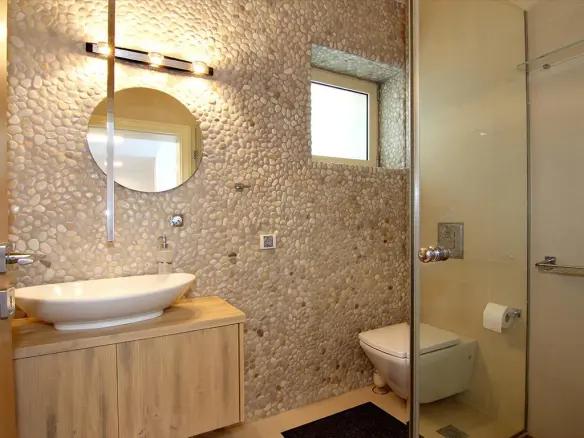 9-bedroom Villa In Anavissos, Greece (770 M²)