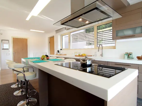 9-bedroom Villa In Anavissos, Greece (770 M²)