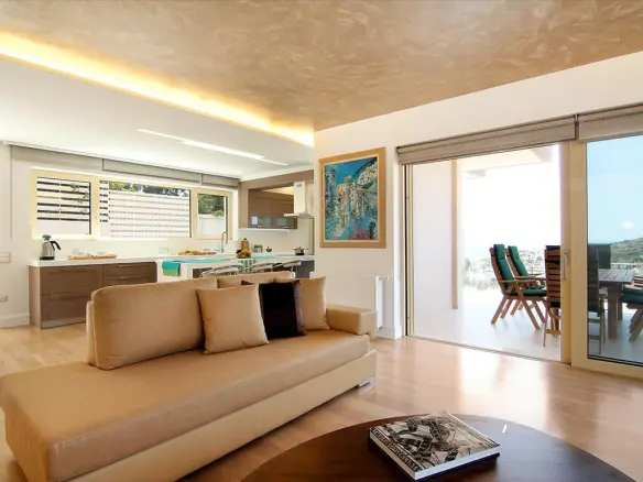 9-bedroom Villa In Anavissos, Greece (770 M²)