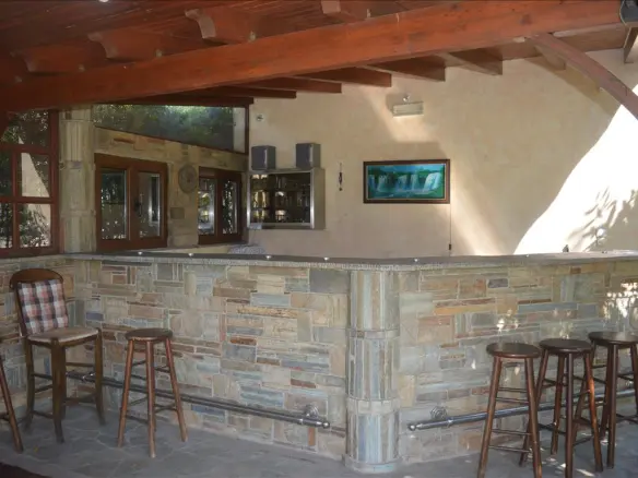 Detached House In Marousi, Greece (320 M²)
