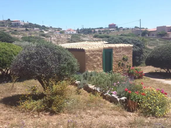Detached House In Lavrio, Greece (220 M²)