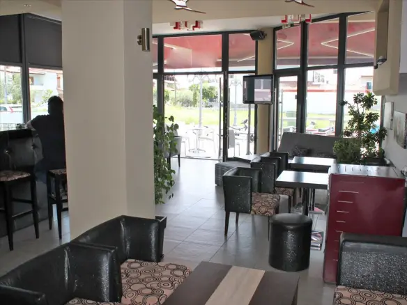 Business In Greece (110 M²)