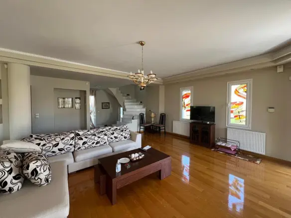 3-bedroom Detached House In Xilokastro, Greece (285 M²)