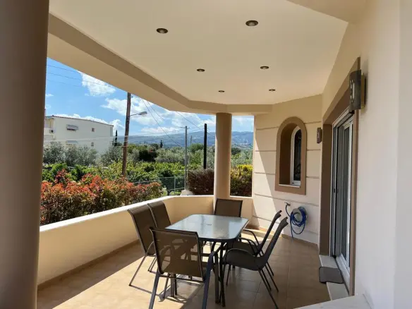3-bedroom Detached House In Xilokastro, Greece (285 M²)