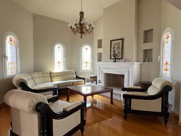 3-bedroom Detached House In Xilokastro, Greece (285 M²)
