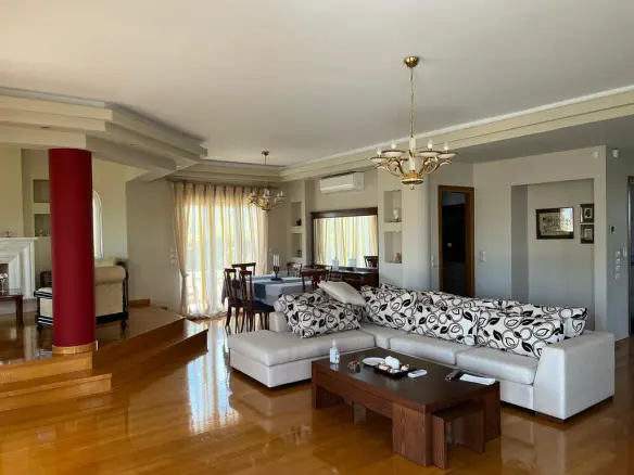 3-bedroom Detached House In Xilokastro, Greece (285 M²)