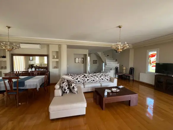 3-bedroom Detached House In Xilokastro, Greece (285 M²)