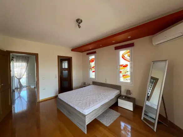 3-bedroom Detached House In Xilokastro, Greece (285 M²)