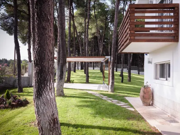 5-bedroom Villa In Kassandra, Greece (330 M²)