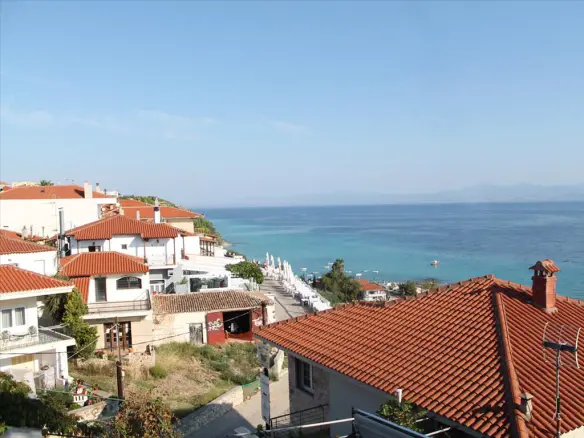 Detached House In Kassandra, Greece (170 M²)