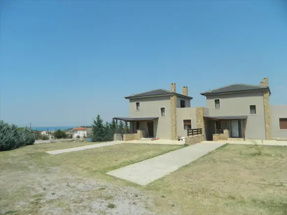 Detached House In Thermaikos, Greece (200 M²)