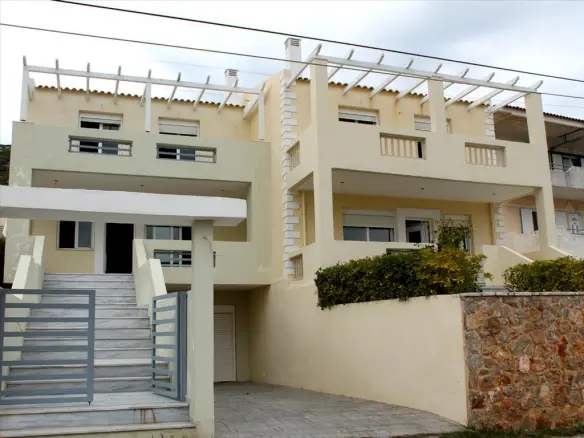 3-bedroom Maisonette In Kouvaras, Greece (150 M²)