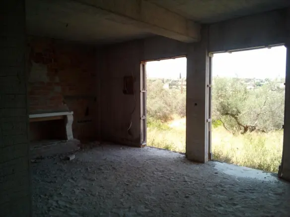 3-bedroom Detached House In Sikiona, Greece (690 M²)