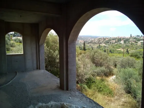 3-bedroom Detached House In Sikiona, Greece (690 M²)
