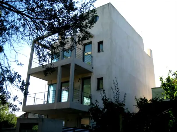 3-bedroom Detached House In Marathonas, Greece (430 M²)