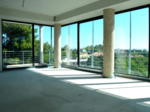 3-bedroom Detached House In Marathonas, Greece (430 M²)