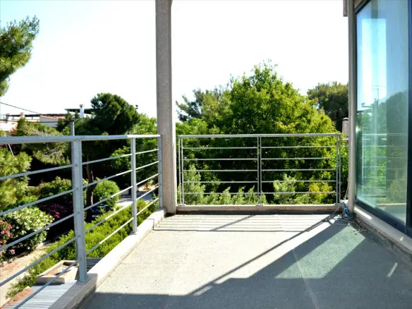 3-bedroom Detached House In Marathonas, Greece (430 M²)