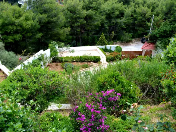 8-bedroom Detached House In Marathonas, Greece (260 M²)