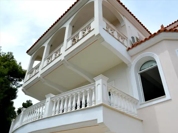 8-bedroom Detached House In Marathonas, Greece (260 M²)