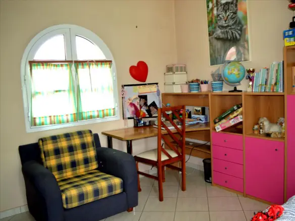 8-bedroom Detached House In Marathonas, Greece (480 M²)