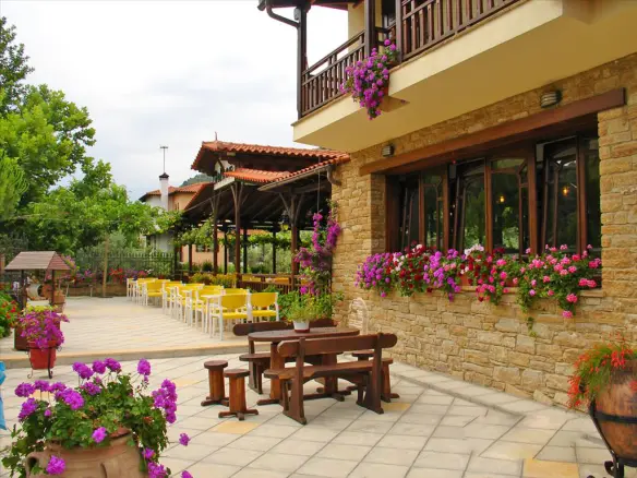 Business In Sithonia, Greece (400 M²)