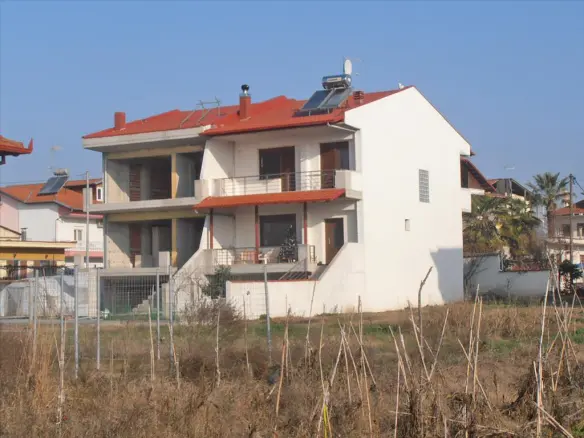 Maisonette In Greece (210 M²)