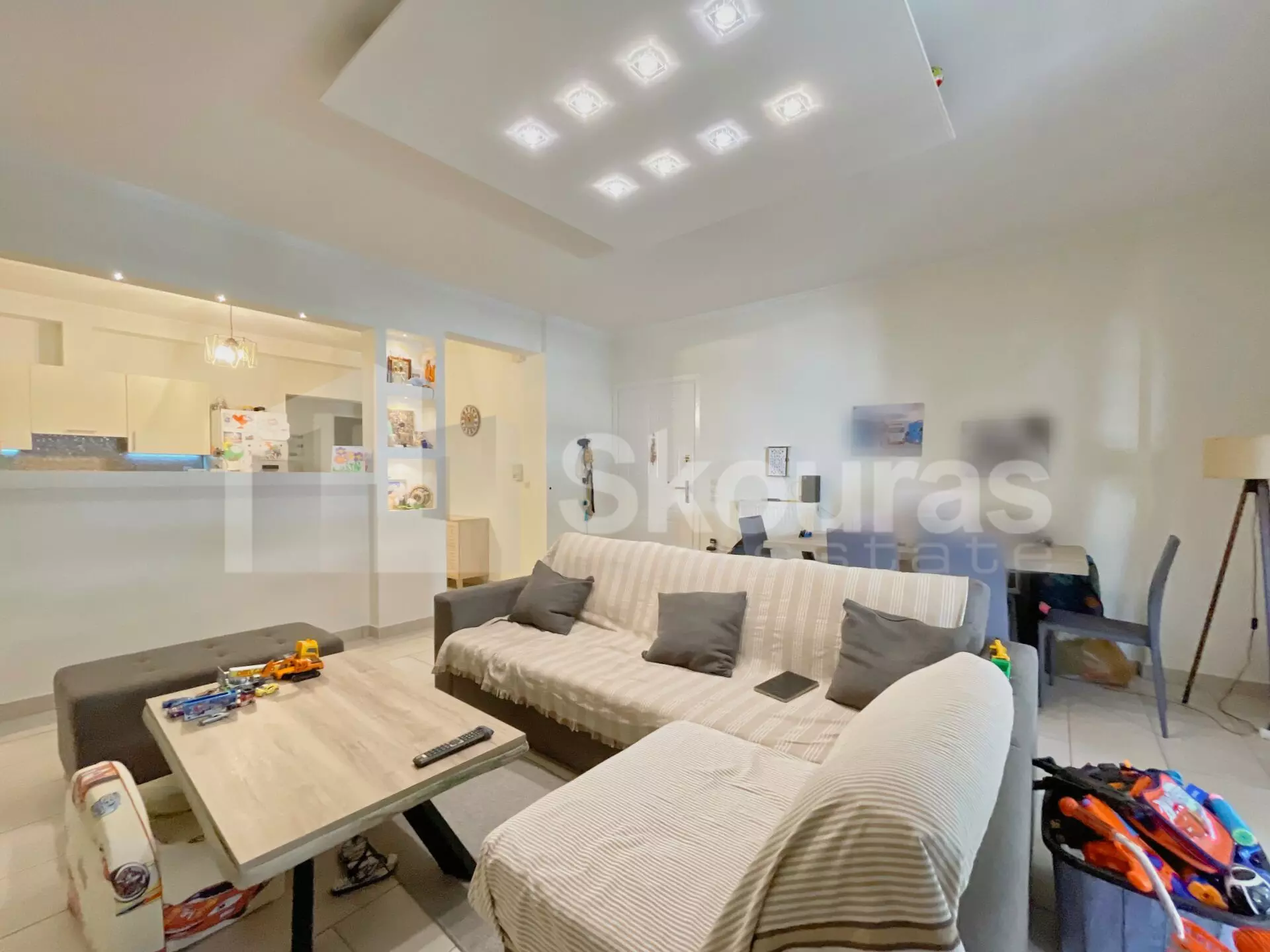 327219be7dd44f8e920ee878e33442c6