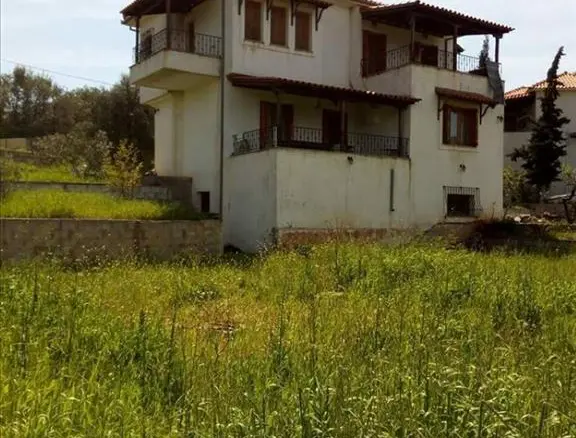 3-bedroom Maisonette In Sipiada, Greece (200 M²)