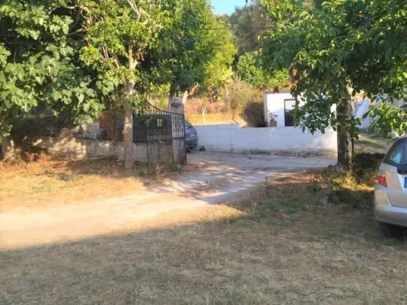 Complex In Corfu, Greece (400 M²)