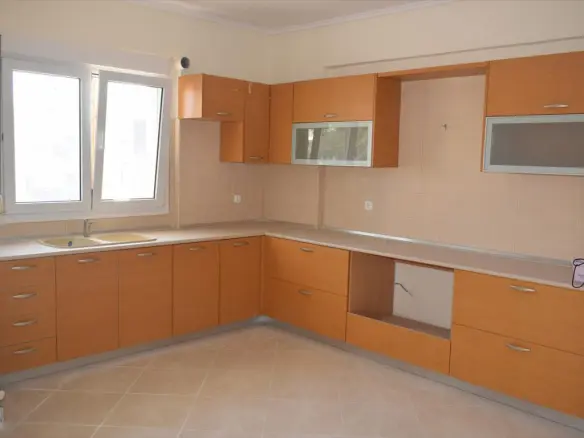 5-bedroom Maisonette In Oreokastro, Greece (172 M²)
