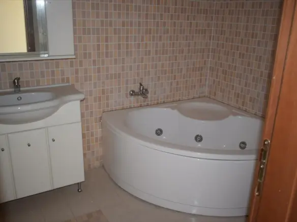 5-bedroom Maisonette In Oreokastro, Greece (172 M²)