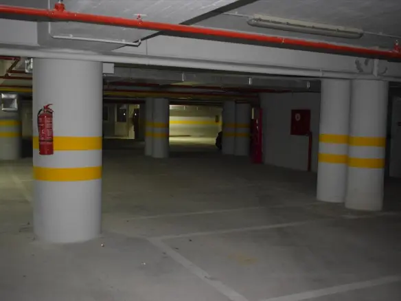 Building In Oreokastro, Greece (5.600 M²)