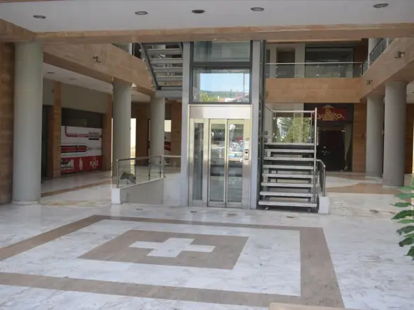 Building In Oreokastro, Greece (5.600 M²)