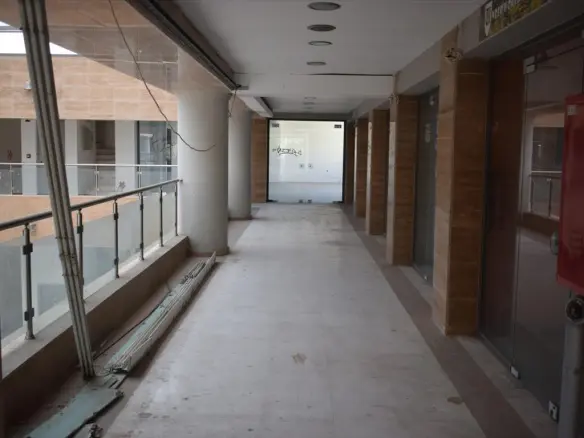 Building In Oreokastro, Greece (5.600 M²)