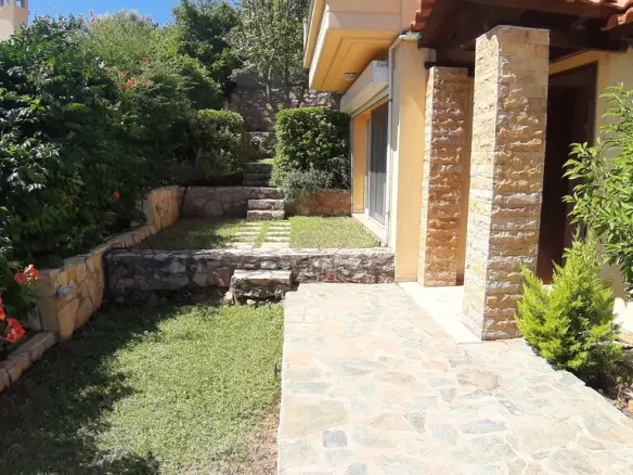 5-bedroom Detached House In Kalamos, Greece (320 M²)
