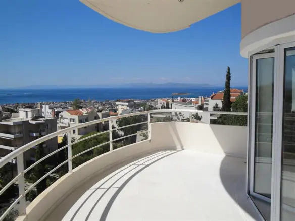 Maisonette In Voula, Greece (230 M²)
