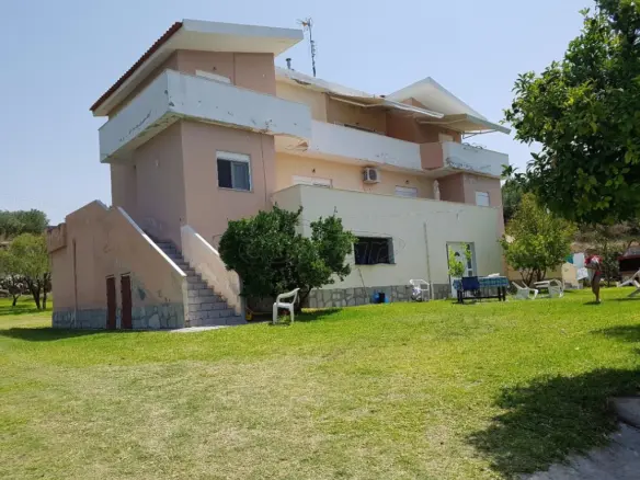 7-bedroom Villa In Sithonia, Greece (490 M²)