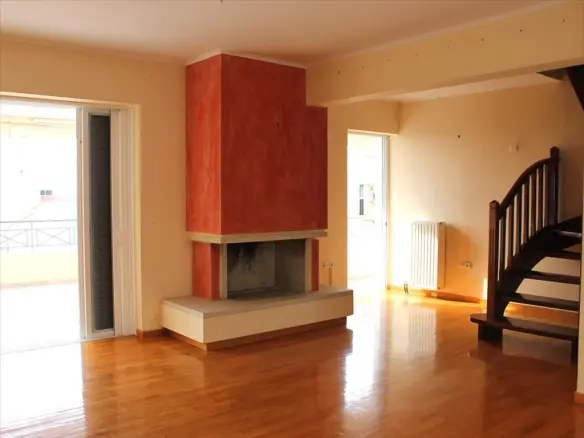 Maisonette In Voula, Greece (236 M²)