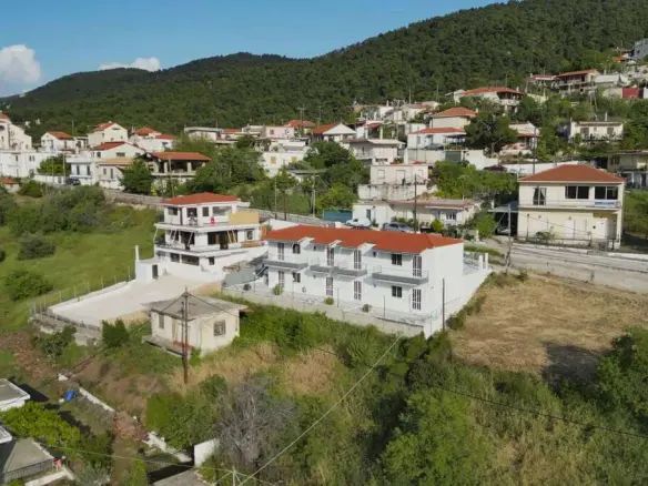 Building In Loutraki-perachora, Greece (240 M²)