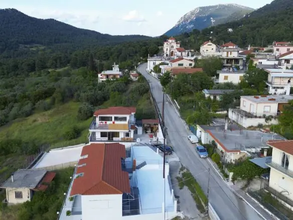 Building In Loutraki-perachora, Greece (240 M²)