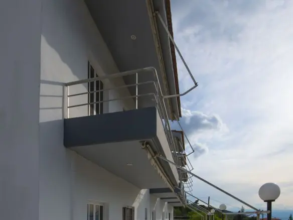 Building In Loutraki-perachora, Greece (240 M²)