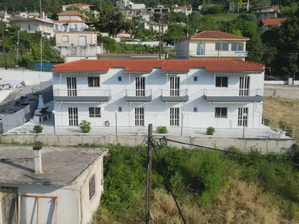 Building In Loutraki-perachora, Greece (240 M²)