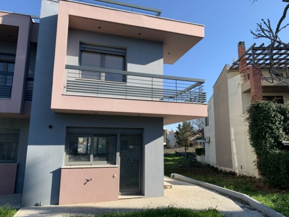 3-bedroom Maisonette In Panorama, Greece (150 M²)