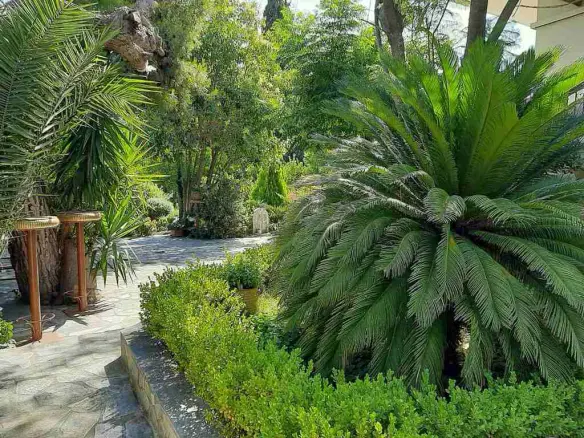 Detached House In Nea Makri, Greece (260 M²)