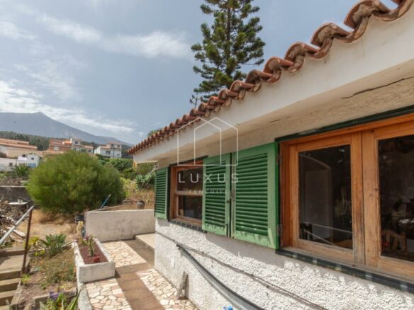 3-bedroom Country House In Icod De Los Vinos, Spain (195 M²)