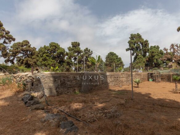 3-bedroom Country House In Icod De Los Vinos, Spain (195 M²)
