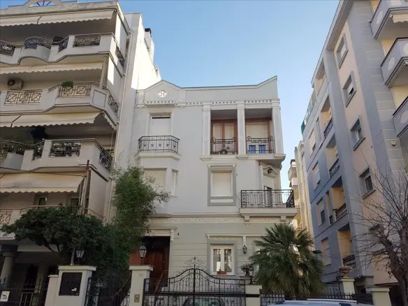 9-bedroom Villa In Kalamaria, Greece (450 M²)