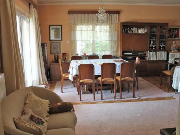 5-bedroom Maisonette In Neo Psychiko, Greece (250 M²)